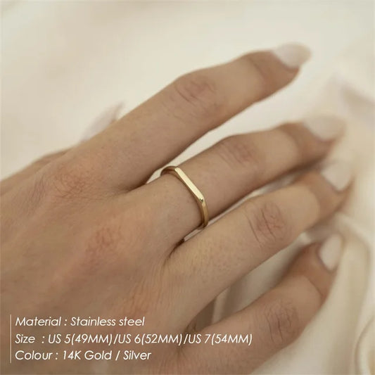 eManco Simple and Classic Horizontal Strip Stainless Steel Ring for Ladies Suitable for Gift Jewelry